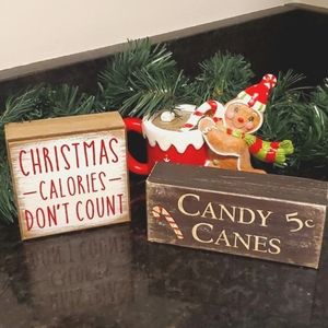 Bundle of Gingerbread Man ceremic with fun block Christmas decor signs